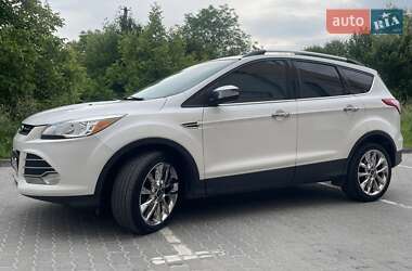 Позашляховик / Кросовер Ford Escape 2015 в Львові