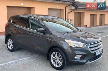 Позашляховик / Кросовер Ford Escape 2019 в Львові