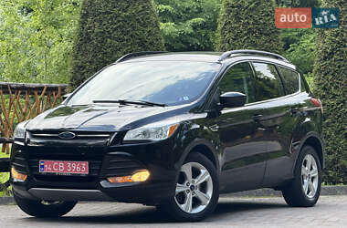 Внедорожник / Кроссовер Ford Escape 2014 в 