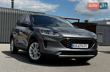 Внедорожник / Кроссовер Ford Escape 2022 в 