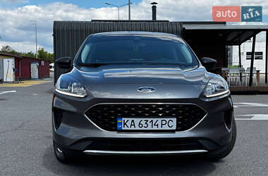 Внедорожник / Кроссовер Ford Escape 2022 в 