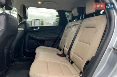 Внедорожник / Кроссовер Ford Escape 2022 в 