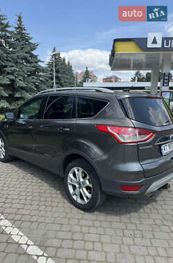 Внедорожник / Кроссовер Ford Escape 2015 в Ивано-Франковске