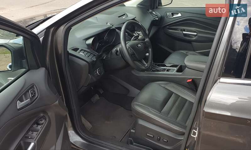 Внедорожник / Кроссовер Ford Escape 2017 в Харькове
