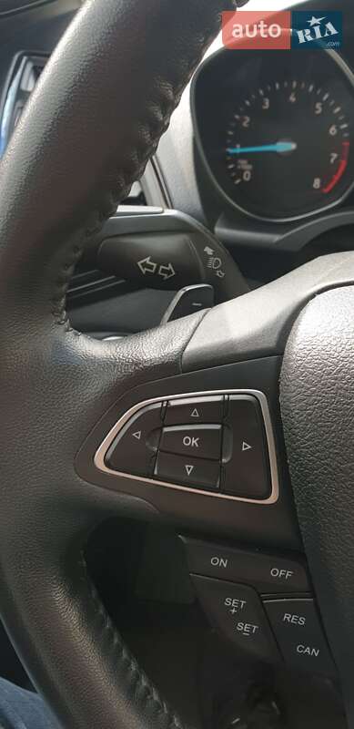 Внедорожник / Кроссовер Ford Escape 2017 в Харькове