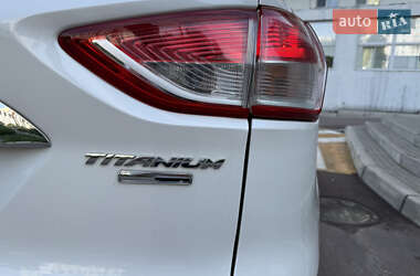 Внедорожник / Кроссовер Ford Escape 2014 в 