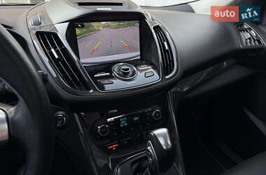 Внедорожник / Кроссовер Ford Escape 2014 в 