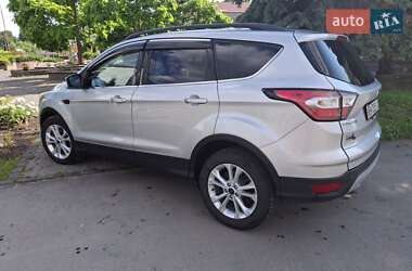 Внедорожник / Кроссовер Ford Escape 2018 в Изяславе