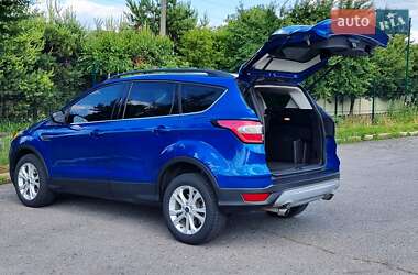 Внедорожник / Кроссовер Ford Escape 2018 в 