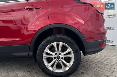 Внедорожник / Кроссовер Ford Escape 2017 в 