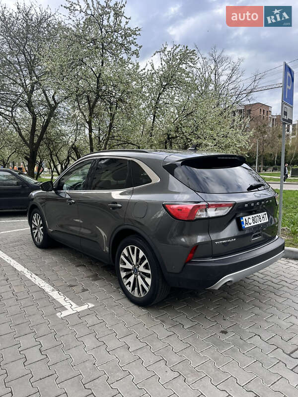 Внедорожник / Кроссовер Ford Escape 2020 в Луцке