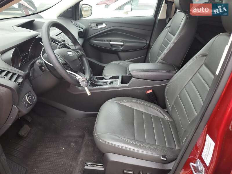 Внедорожник / Кроссовер Ford Escape 2018 в Львове