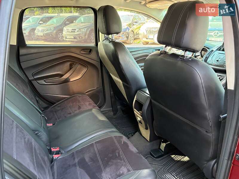 Внедорожник / Кроссовер Ford Escape 2015 в Виннице
