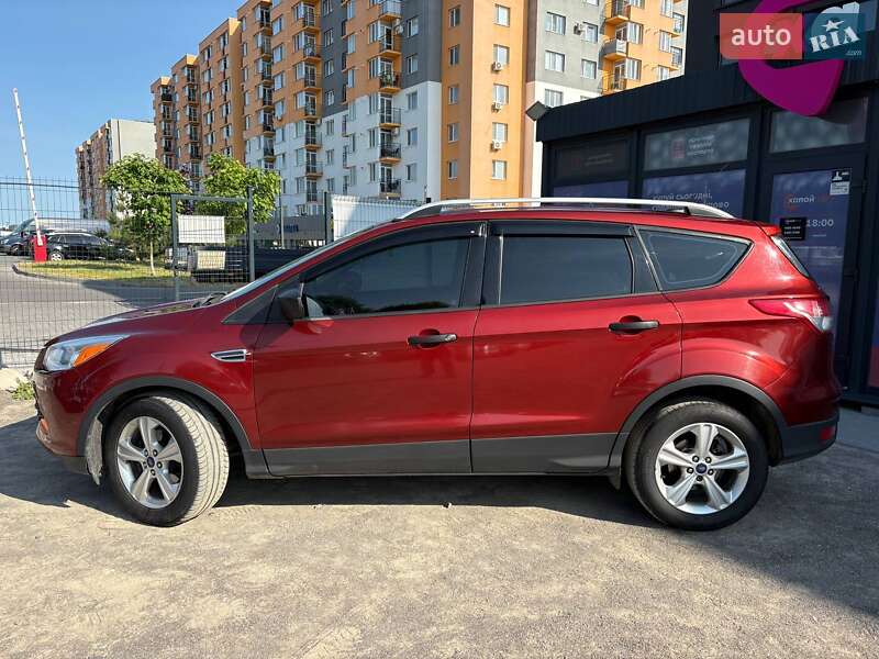 Внедорожник / Кроссовер Ford Escape 2015 в Виннице