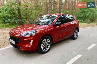 Внедорожник / Кроссовер Ford Escape 2022 в 