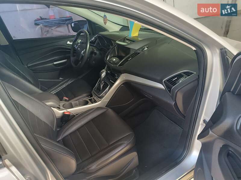 Внедорожник / Кроссовер Ford Escape 2012 в Львове