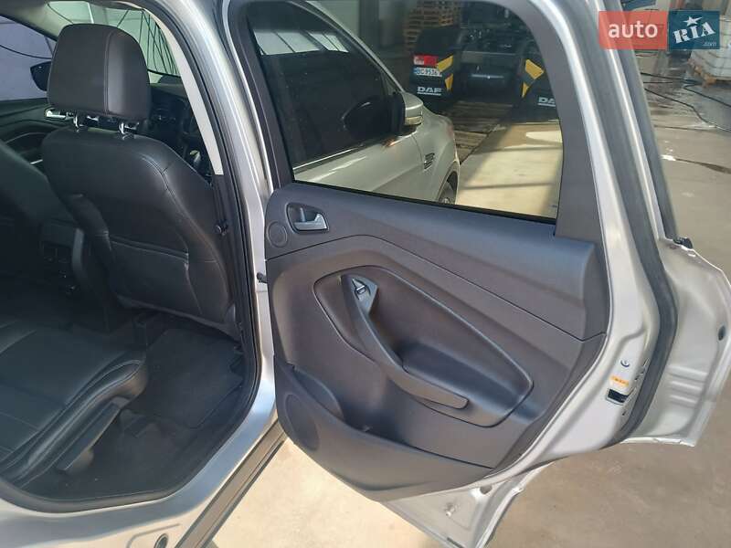 Внедорожник / Кроссовер Ford Escape 2012 в Львове
