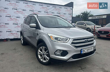 Внедорожник / Кроссовер Ford Escape 2017 в 