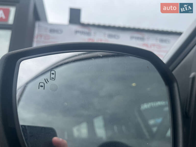 Внедорожник / Кроссовер Ford Escape 2017 в Львове