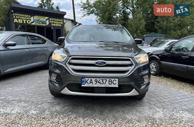 Внедорожник / Кроссовер Ford Escape 2017 в Залещиках