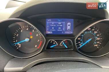 Внедорожник / Кроссовер Ford Escape 2013 в 