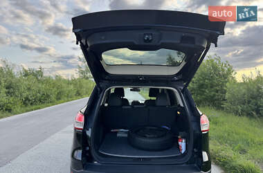 Внедорожник / Кроссовер Ford Escape 2014 в 