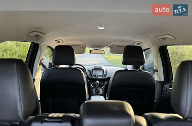 Внедорожник / Кроссовер Ford Escape 2014 в 