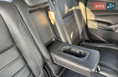 Внедорожник / Кроссовер Ford Escape 2014 в 