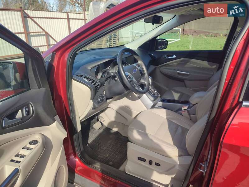 Позашляховик / Кросовер Ford Escape 2014 в Борисполі