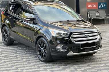 Внедорожник / Кроссовер Ford Escape 2017 в Запорожье