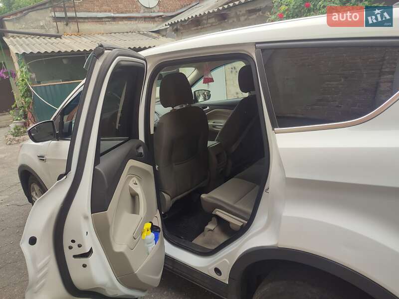 Внедорожник / Кроссовер Ford Escape 2014 в Харькове