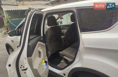 Внедорожник / Кроссовер Ford Escape 2014 в 