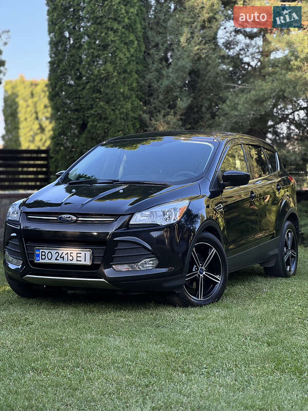 Внедорожник / Кроссовер Ford Escape 2015 в Тернополе