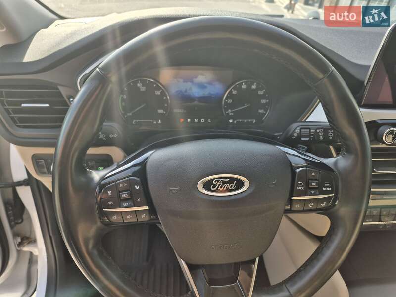 Внедорожник / Кроссовер Ford Escape 2022 в Тернополе фото 4 Внедорожник / Кроссовер Ford Escape 2022 в Тернополе