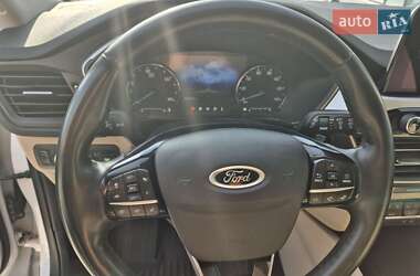 Внедорожник / Кроссовер Ford Escape 2022 в 