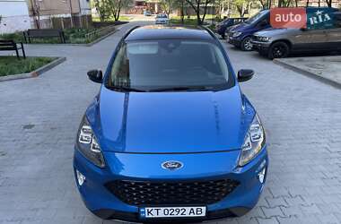 Внедорожник / Кроссовер Ford Escape 2020 в 