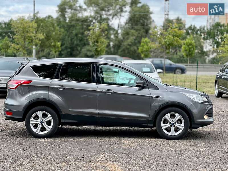 Позашляховик / Кросовер Ford Escape 2013 в Києві