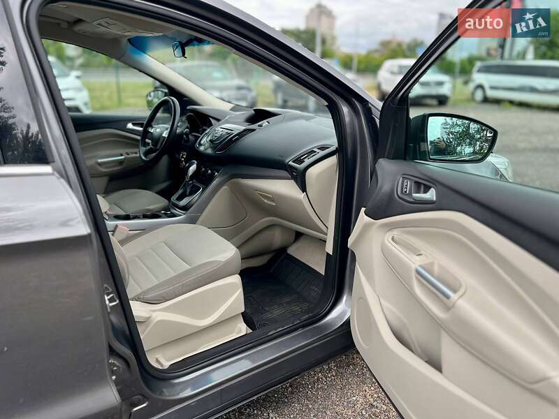 Позашляховик / Кросовер Ford Escape 2013 в Києві