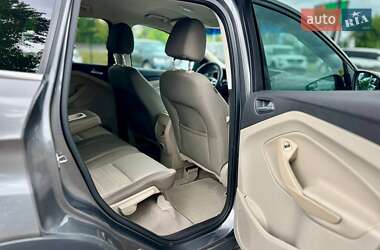 Внедорожник / Кроссовер Ford Escape 2013 в 