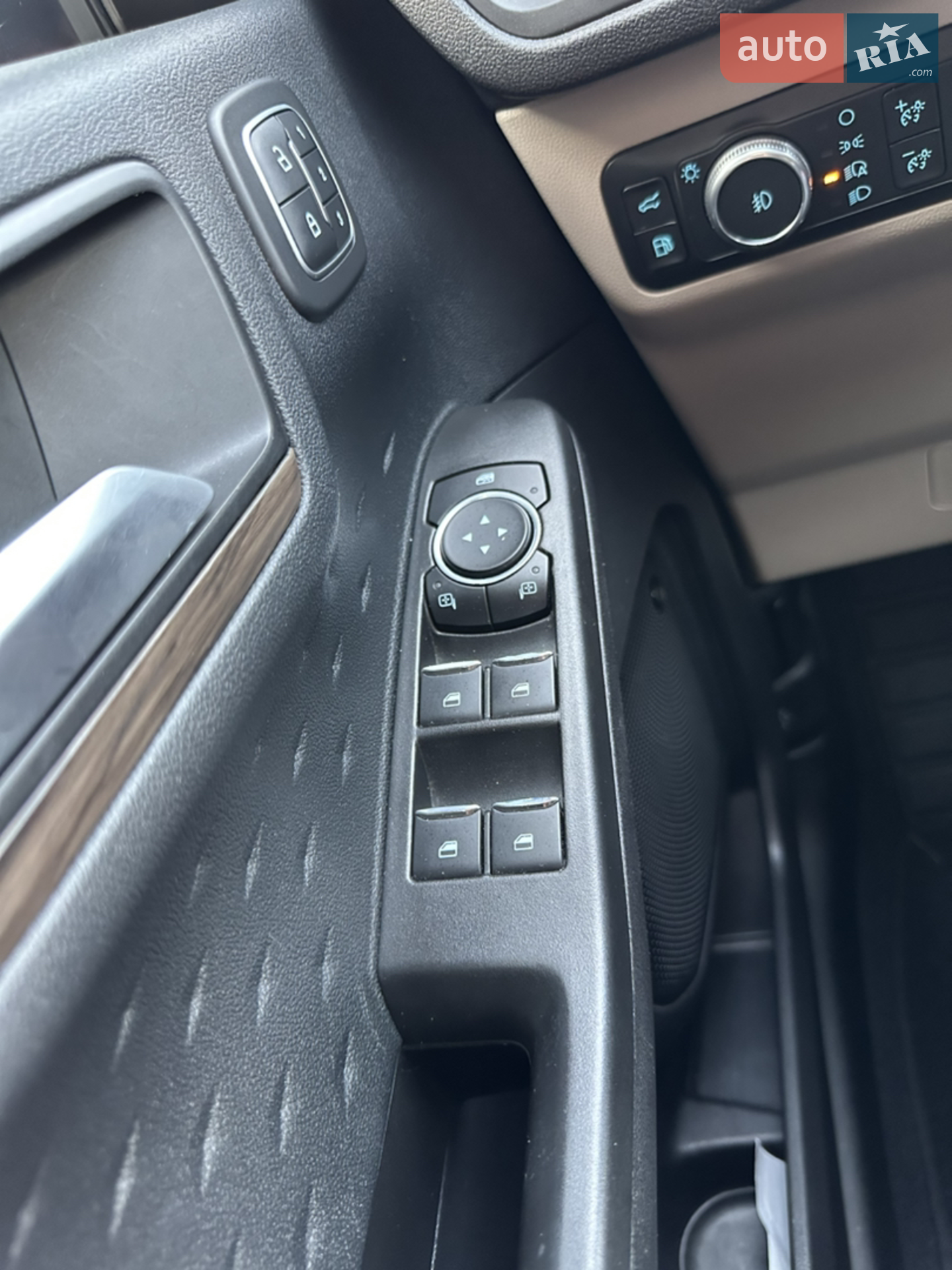 2019 Ford Escape - мініатюра 48