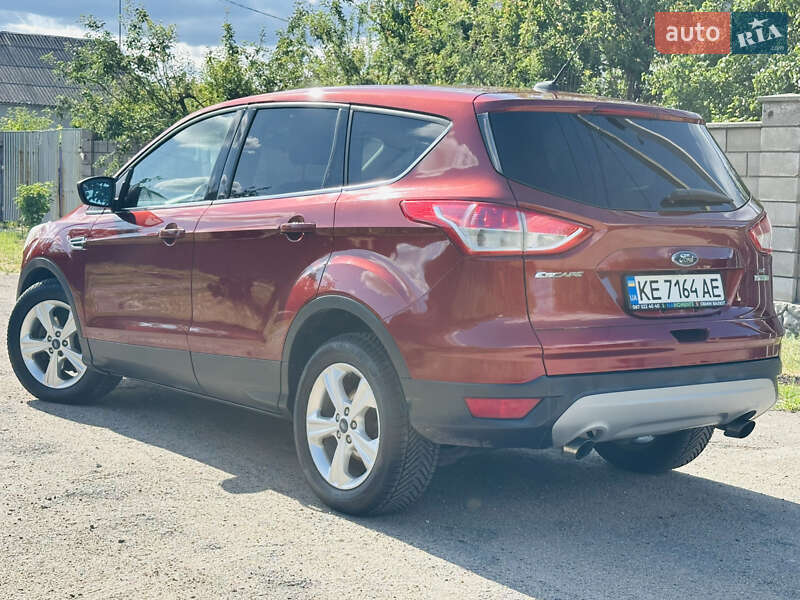 Внедорожник / Кроссовер Ford Escape 2014 в Каменском