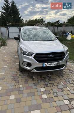 Внедорожник / Кроссовер Ford Escape 2019 в Запорожье
