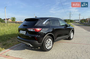 Внедорожник / Кроссовер Ford Escape 2021 в 