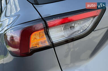 Внедорожник / Кроссовер Ford Escape 2022 в 