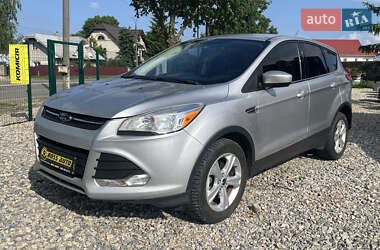 Внедорожник / Кроссовер Ford Escape 2016 в 