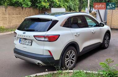 Позашляховик / Кросовер Ford Escape 2022 в 