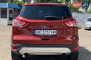 Внедорожник / Кроссовер Ford Escape 2015 в 