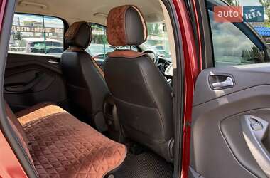 Внедорожник / Кроссовер Ford Escape 2015 в 