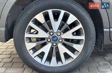 Внедорожник / Кроссовер Ford Escape 2020 в 