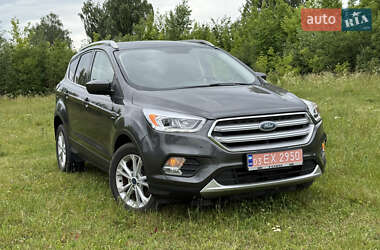 Позашляховик / Кросовер Ford Escape 2017 в Рівному